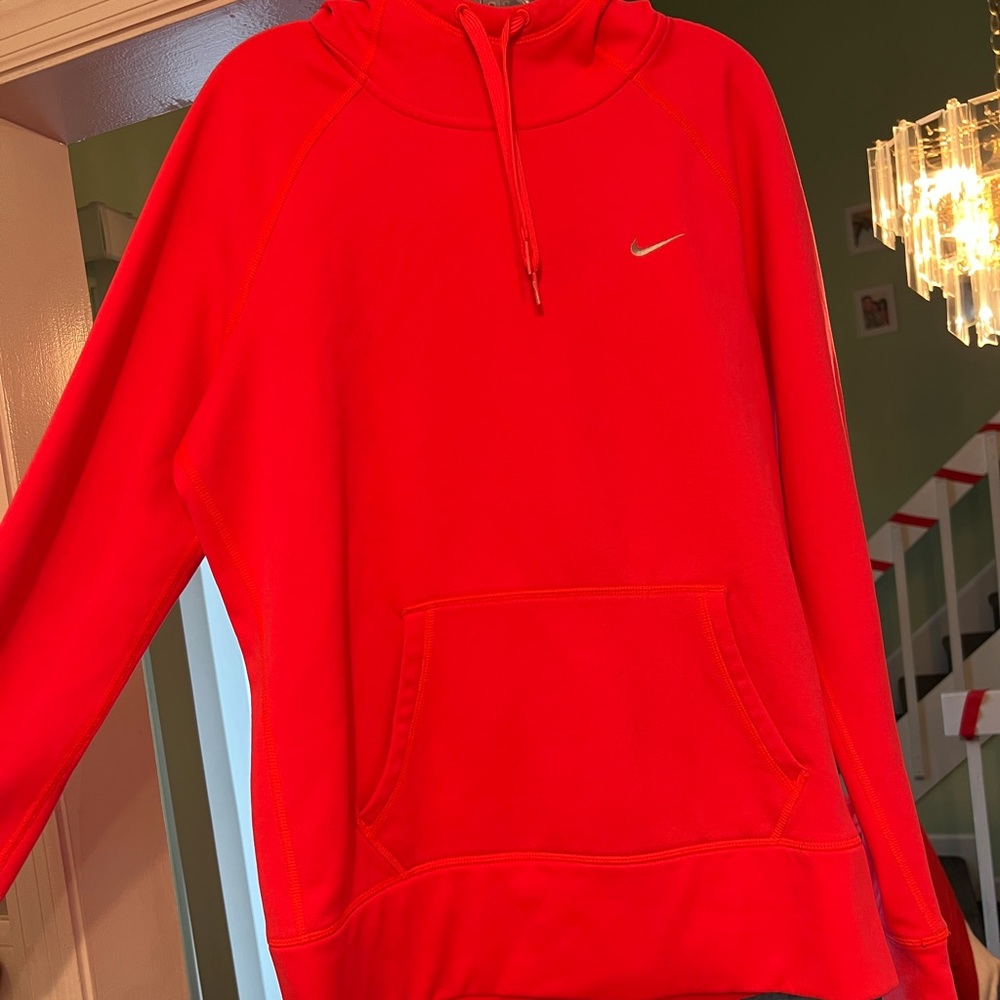 M-Thermal Fleece Nike
Pink color